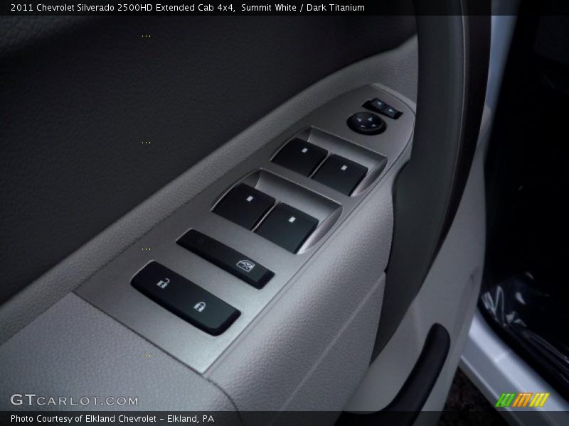 Summit White / Dark Titanium 2011 Chevrolet Silverado 2500HD Extended Cab 4x4