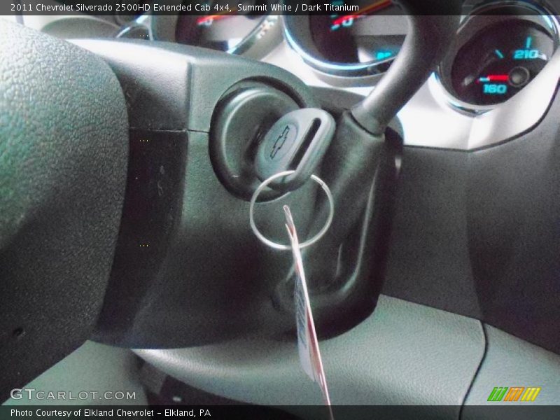 Summit White / Dark Titanium 2011 Chevrolet Silverado 2500HD Extended Cab 4x4