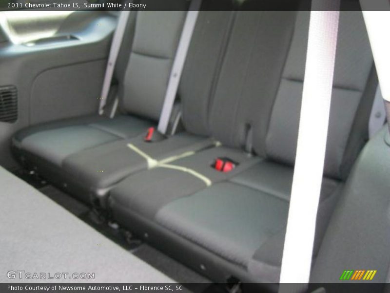 Summit White / Ebony 2011 Chevrolet Tahoe LS