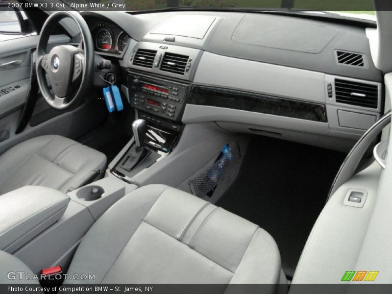 Alpine White / Grey 2007 BMW X3 3.0si