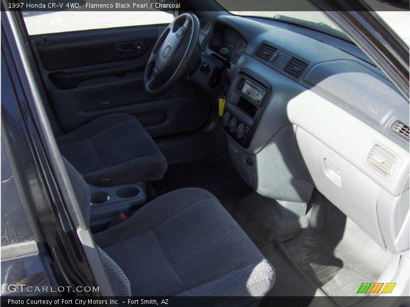 Flamenco Black Pearl / Charcoal 1997 Honda CR-V 4WD
