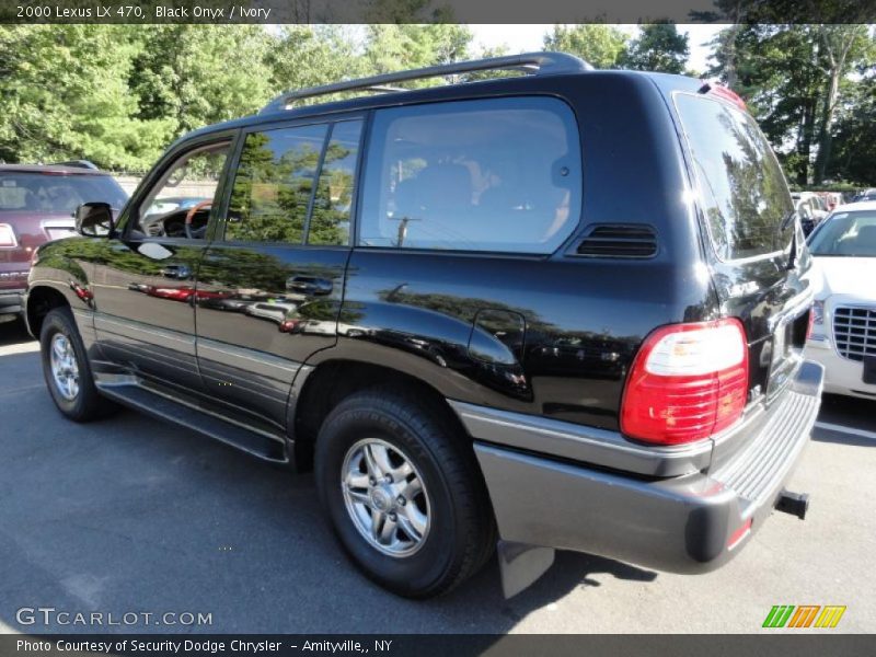 Black Onyx / Ivory 2000 Lexus LX 470