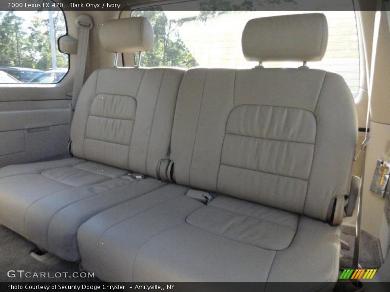 Black Onyx / Ivory 2000 Lexus LX 470