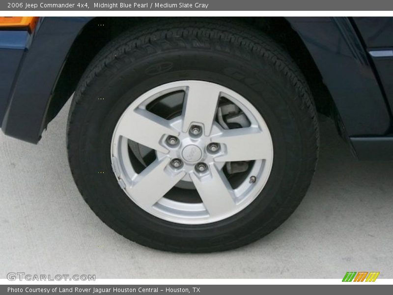 Midnight Blue Pearl / Medium Slate Gray 2006 Jeep Commander 4x4