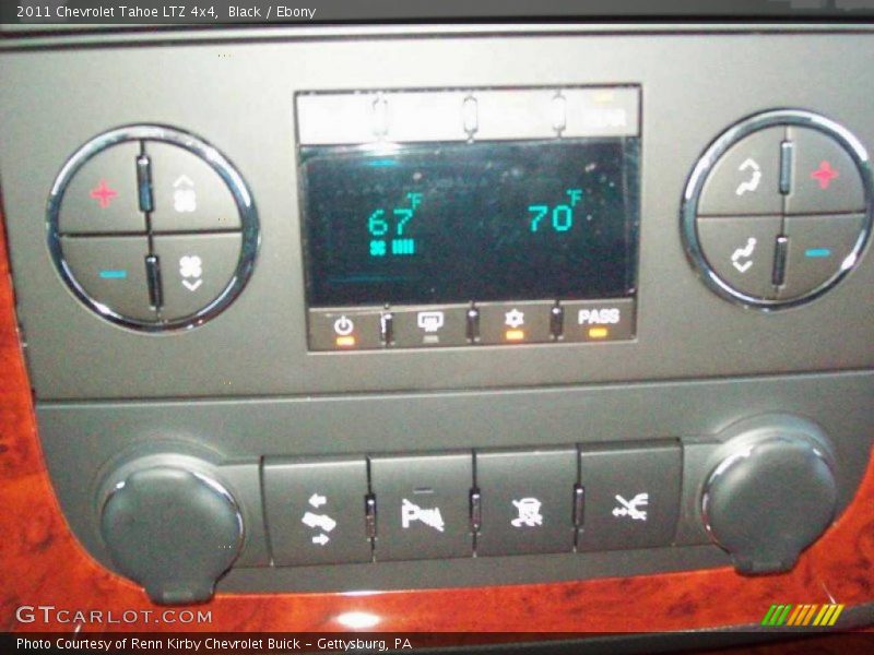 Black / Ebony 2011 Chevrolet Tahoe LTZ 4x4