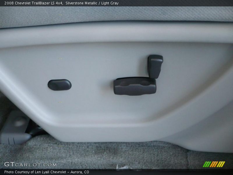 Silverstone Metallic / Light Gray 2008 Chevrolet TrailBlazer LS 4x4