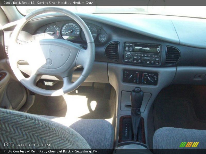 Sterling Silver Metallic / Medium Gray 2001 Buick Regal LS