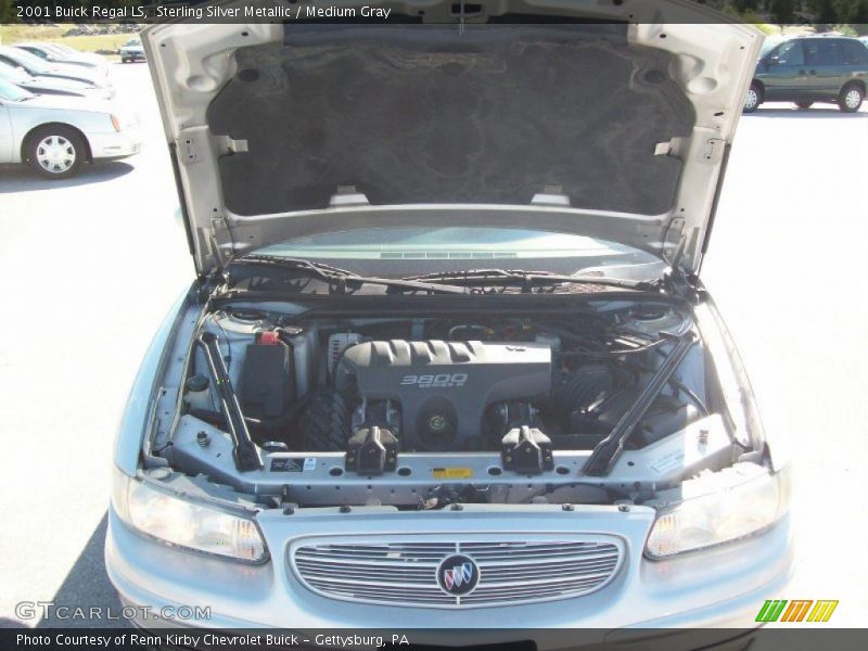 Sterling Silver Metallic / Medium Gray 2001 Buick Regal LS