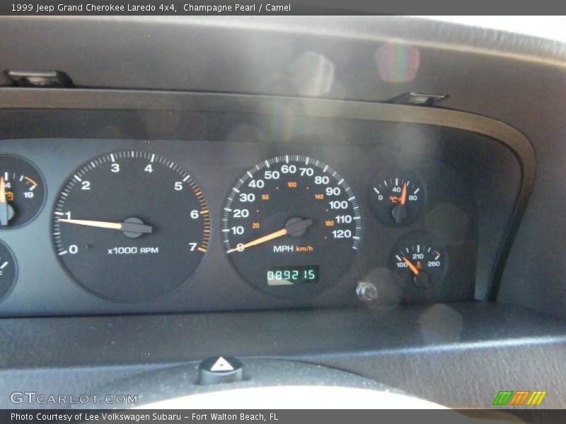 Champagne Pearl / Camel 1999 Jeep Grand Cherokee Laredo 4x4