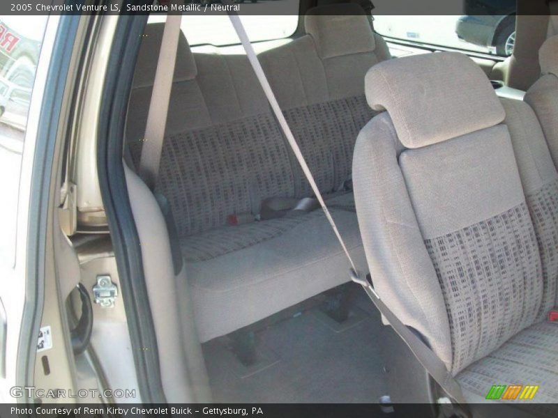 Sandstone Metallic / Neutral 2005 Chevrolet Venture LS