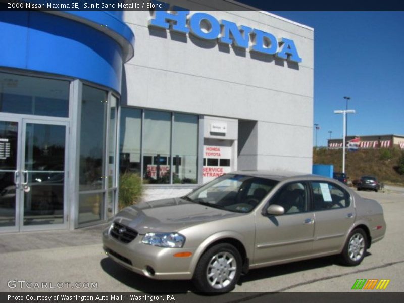 Sunlit Sand Metallic / Blond 2000 Nissan Maxima SE