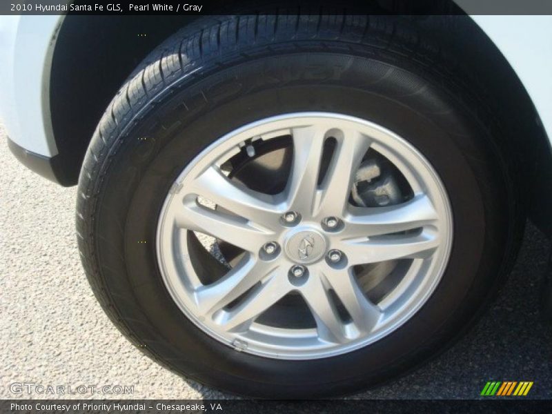 Pearl White / Gray 2010 Hyundai Santa Fe GLS