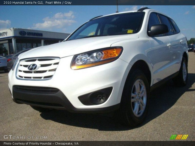 Pearl White / Gray 2010 Hyundai Santa Fe GLS