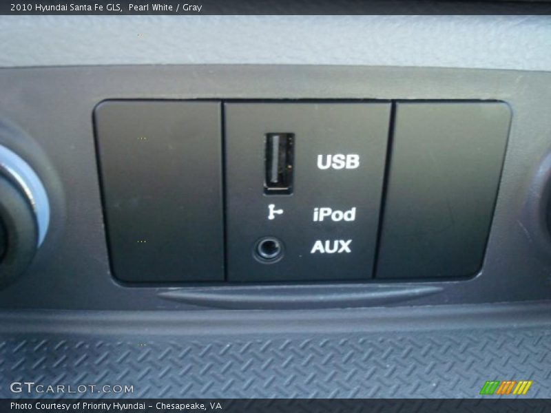 Pearl White / Gray 2010 Hyundai Santa Fe GLS