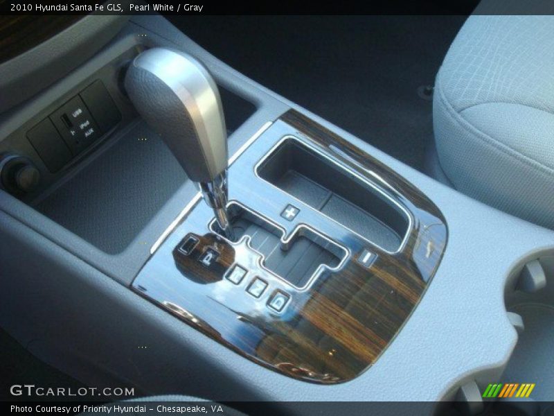 Pearl White / Gray 2010 Hyundai Santa Fe GLS