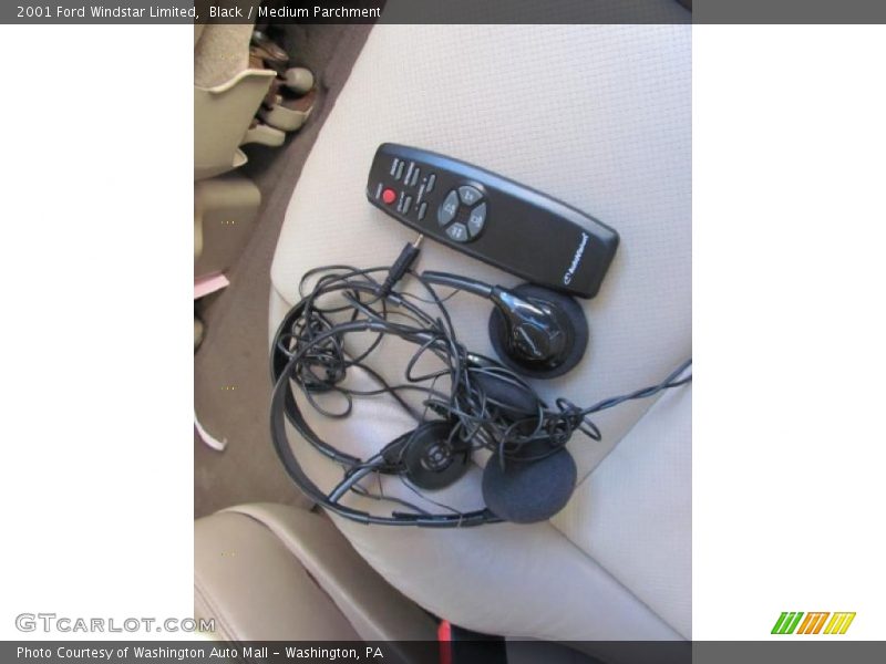 Black / Medium Parchment 2001 Ford Windstar Limited