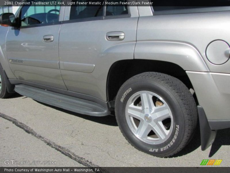 Light Pewter Metallic / Medium Pewter/Dark Pewter 2003 Chevrolet TrailBlazer LTZ 4x4