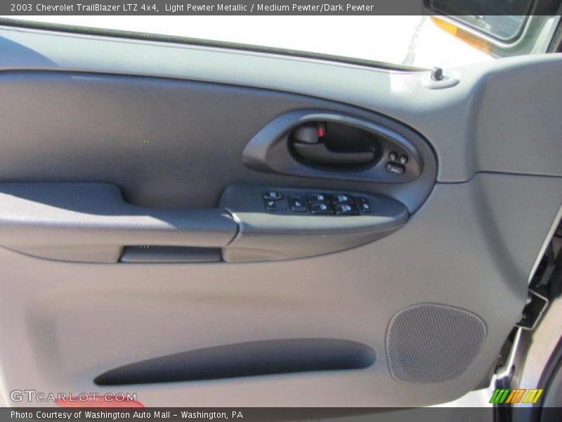 Light Pewter Metallic / Medium Pewter/Dark Pewter 2003 Chevrolet TrailBlazer LTZ 4x4