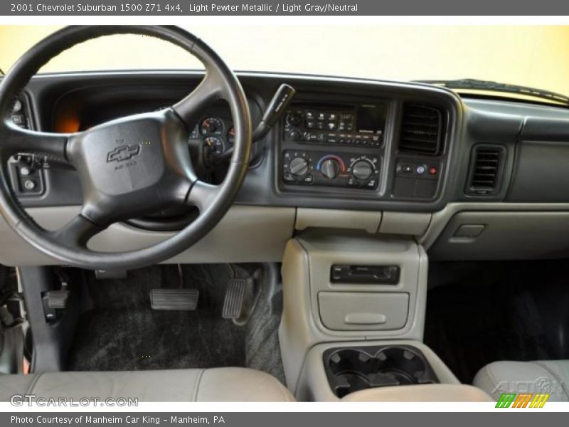 Light Pewter Metallic / Light Gray/Neutral 2001 Chevrolet Suburban 1500 Z71 4x4