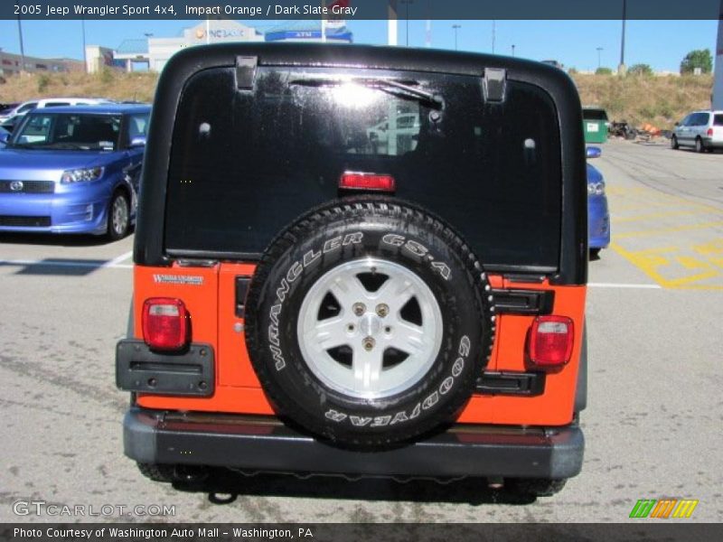 Impact Orange / Dark Slate Gray 2005 Jeep Wrangler Sport 4x4