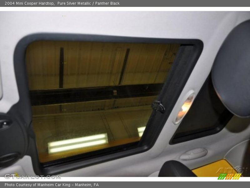 Pure Silver Metallic / Panther Black 2004 Mini Cooper Hardtop