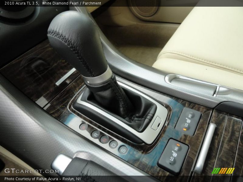 White Diamond Pearl / Parchment 2010 Acura TL 3.5