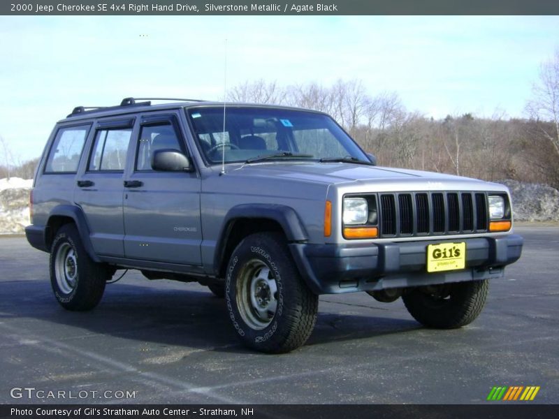 Silverstone Metallic / Agate Black 2000 Jeep Cherokee SE 4x4 Right Hand Drive