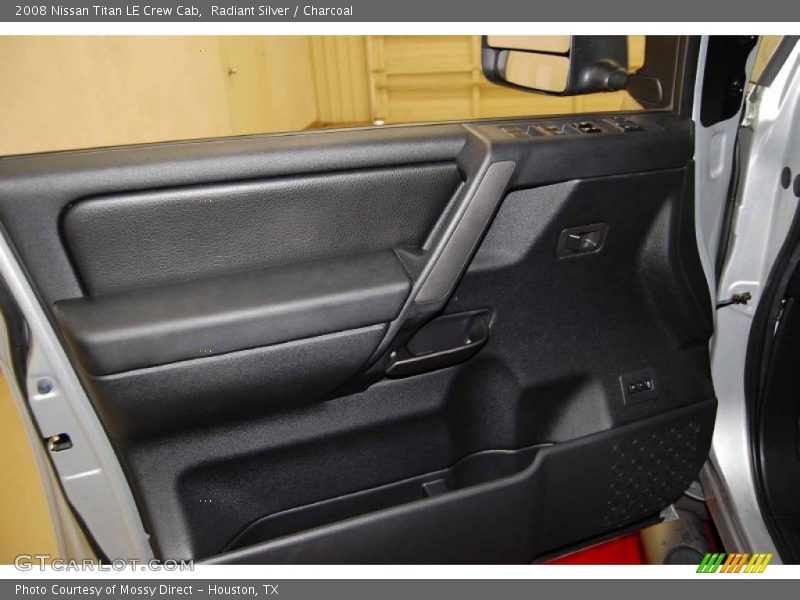 Radiant Silver / Charcoal 2008 Nissan Titan LE Crew Cab