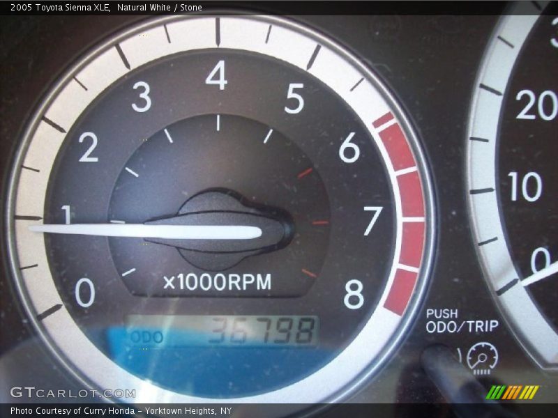 Natural White / Stone 2005 Toyota Sienna XLE