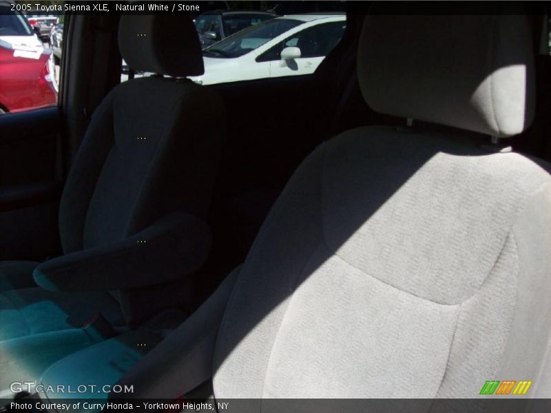 Natural White / Stone 2005 Toyota Sienna XLE