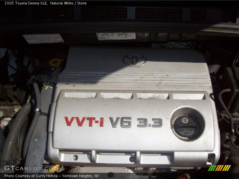 Natural White / Stone 2005 Toyota Sienna XLE