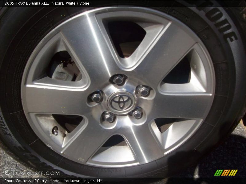 Natural White / Stone 2005 Toyota Sienna XLE
