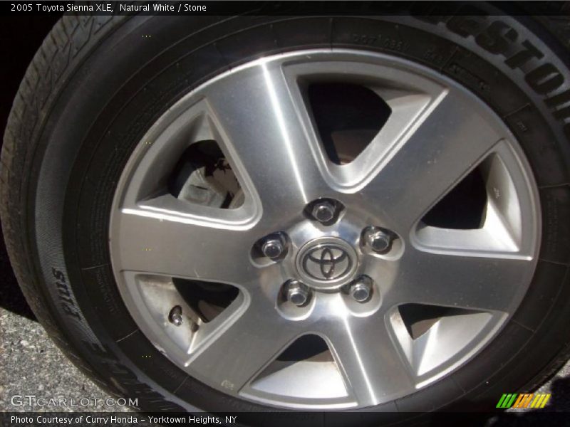 Natural White / Stone 2005 Toyota Sienna XLE