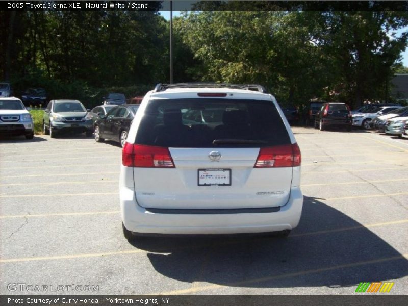 Natural White / Stone 2005 Toyota Sienna XLE