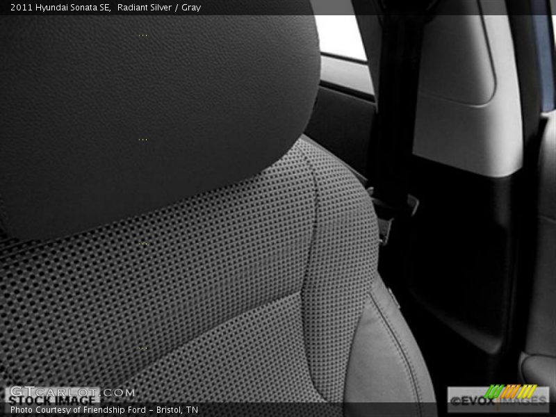 Radiant Silver / Gray 2011 Hyundai Sonata SE
