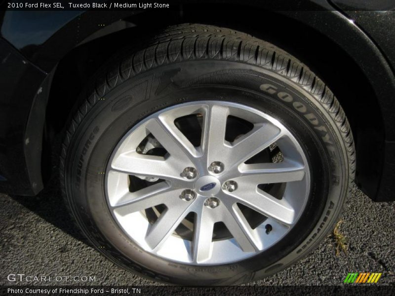 Tuxedo Black / Medium Light Stone 2010 Ford Flex SEL