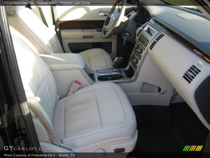 Tuxedo Black / Medium Light Stone 2010 Ford Flex SEL