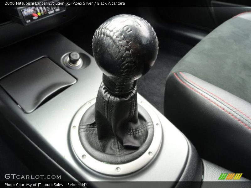 Apex Silver / Black Alcantara 2006 Mitsubishi Lancer Evolution IX