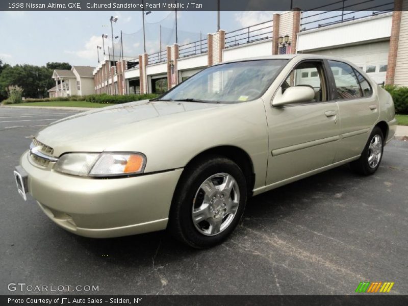 Cultured Sandstone Pearl Metallic / Tan 1998 Nissan Altima GXE