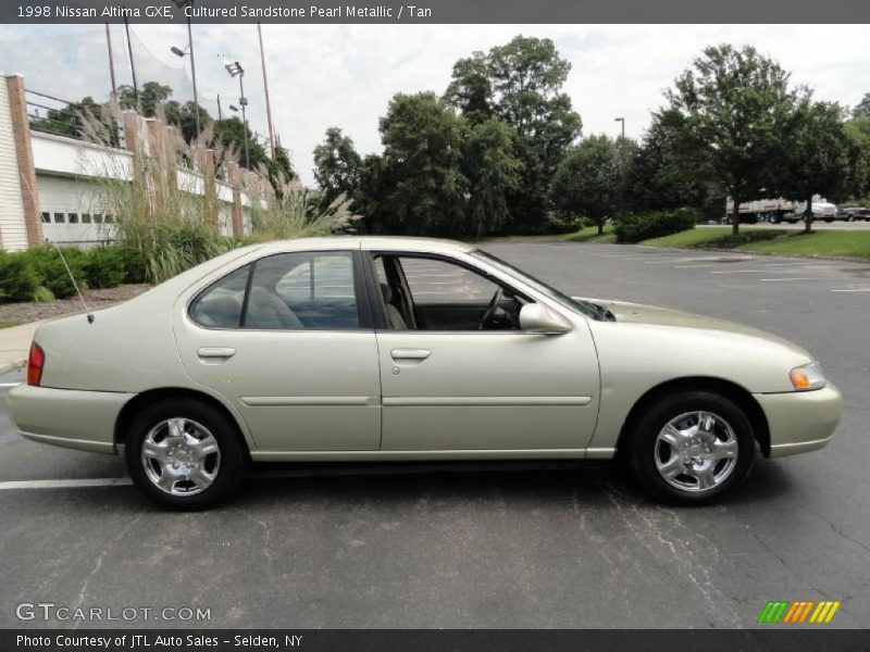 Cultured Sandstone Pearl Metallic / Tan 1998 Nissan Altima GXE