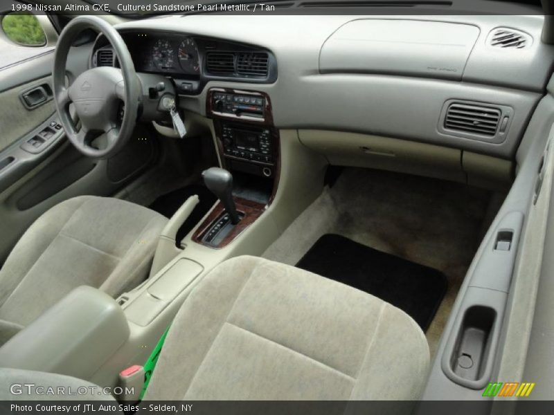 Cultured Sandstone Pearl Metallic / Tan 1998 Nissan Altima GXE
