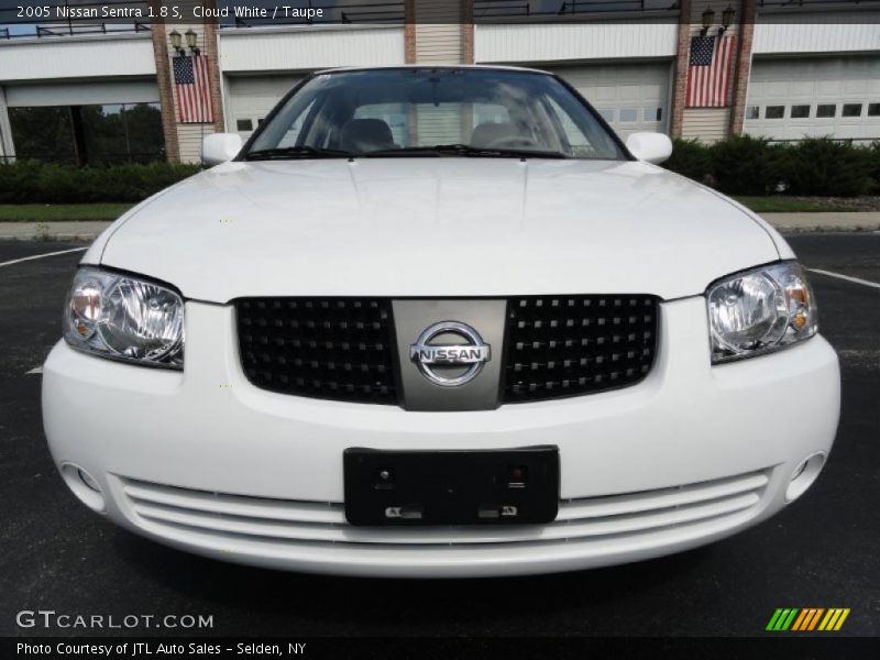 Cloud White / Taupe 2005 Nissan Sentra 1.8 S