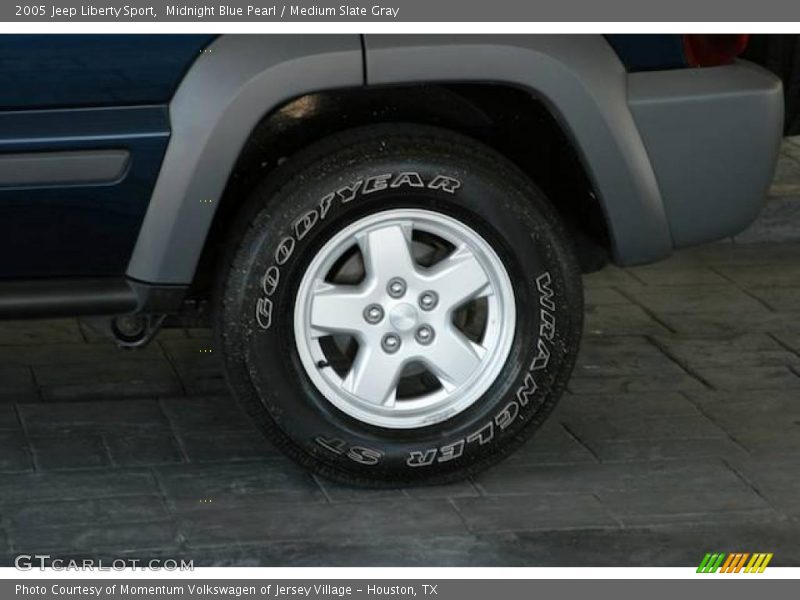 Midnight Blue Pearl / Medium Slate Gray 2005 Jeep Liberty Sport