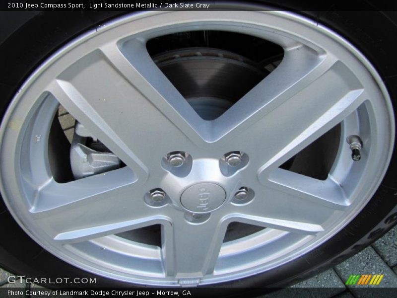 Light Sandstone Metallic / Dark Slate Gray 2010 Jeep Compass Sport