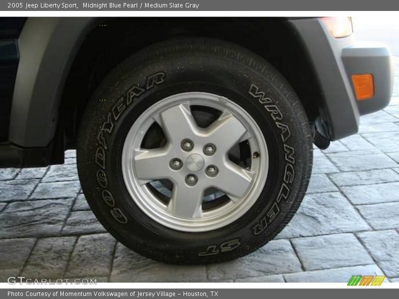 Midnight Blue Pearl / Medium Slate Gray 2005 Jeep Liberty Sport