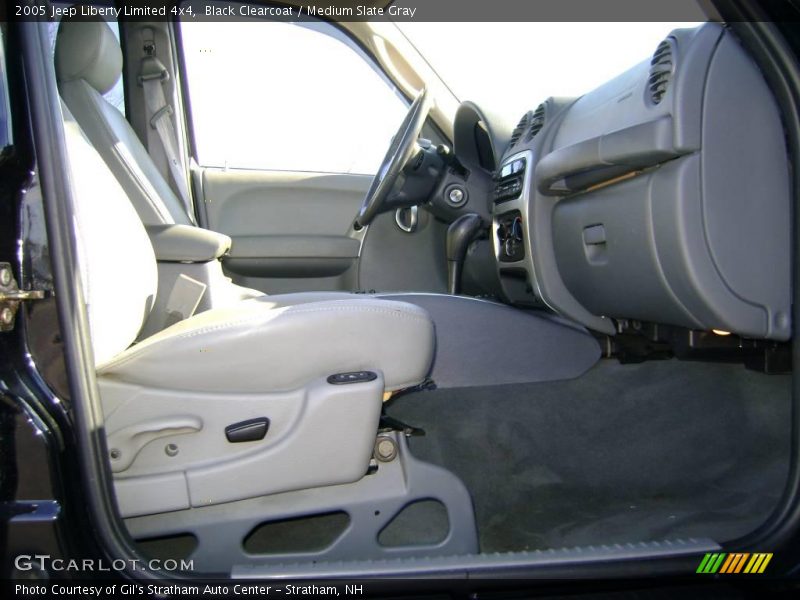 Black Clearcoat / Medium Slate Gray 2005 Jeep Liberty Limited 4x4