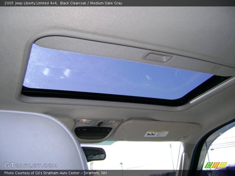 Black Clearcoat / Medium Slate Gray 2005 Jeep Liberty Limited 4x4