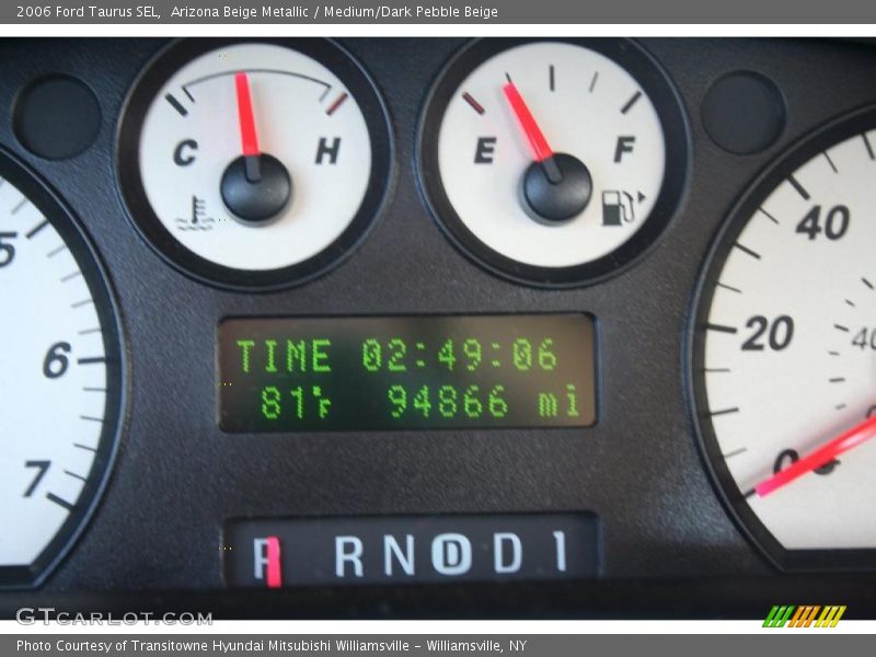Arizona Beige Metallic / Medium/Dark Pebble Beige 2006 Ford Taurus SEL