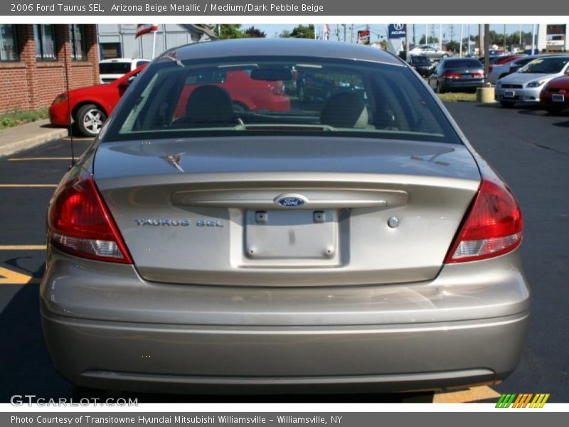 Arizona Beige Metallic / Medium/Dark Pebble Beige 2006 Ford Taurus SEL