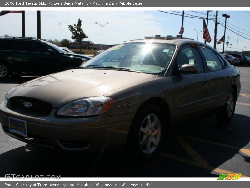 Arizona Beige Metallic / Medium/Dark Pebble Beige 2006 Ford Taurus SEL
